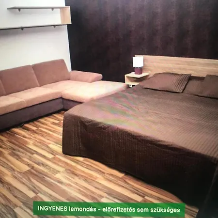 Aniko Club Mendan شقة زلاكاروس